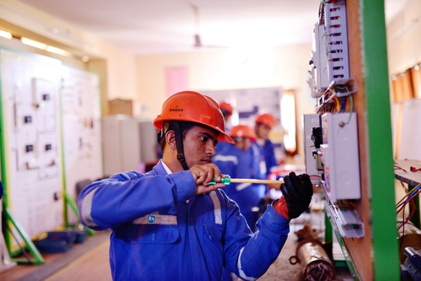 Assistant Electrician (Online Course)