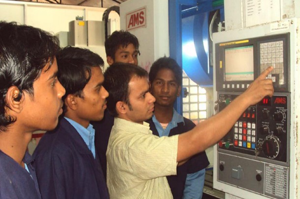 CNC Operator / Machining Technician (Milling) Online Course