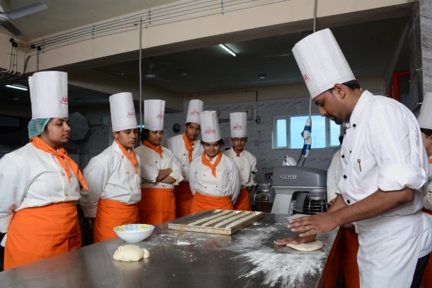 Trainee Chef (Online Course)